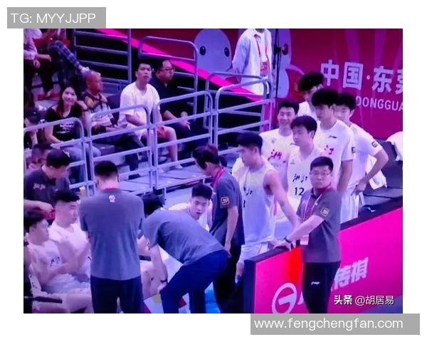 CBA广东与浙江激烈对抗引发冲突球迷与球员反应各异